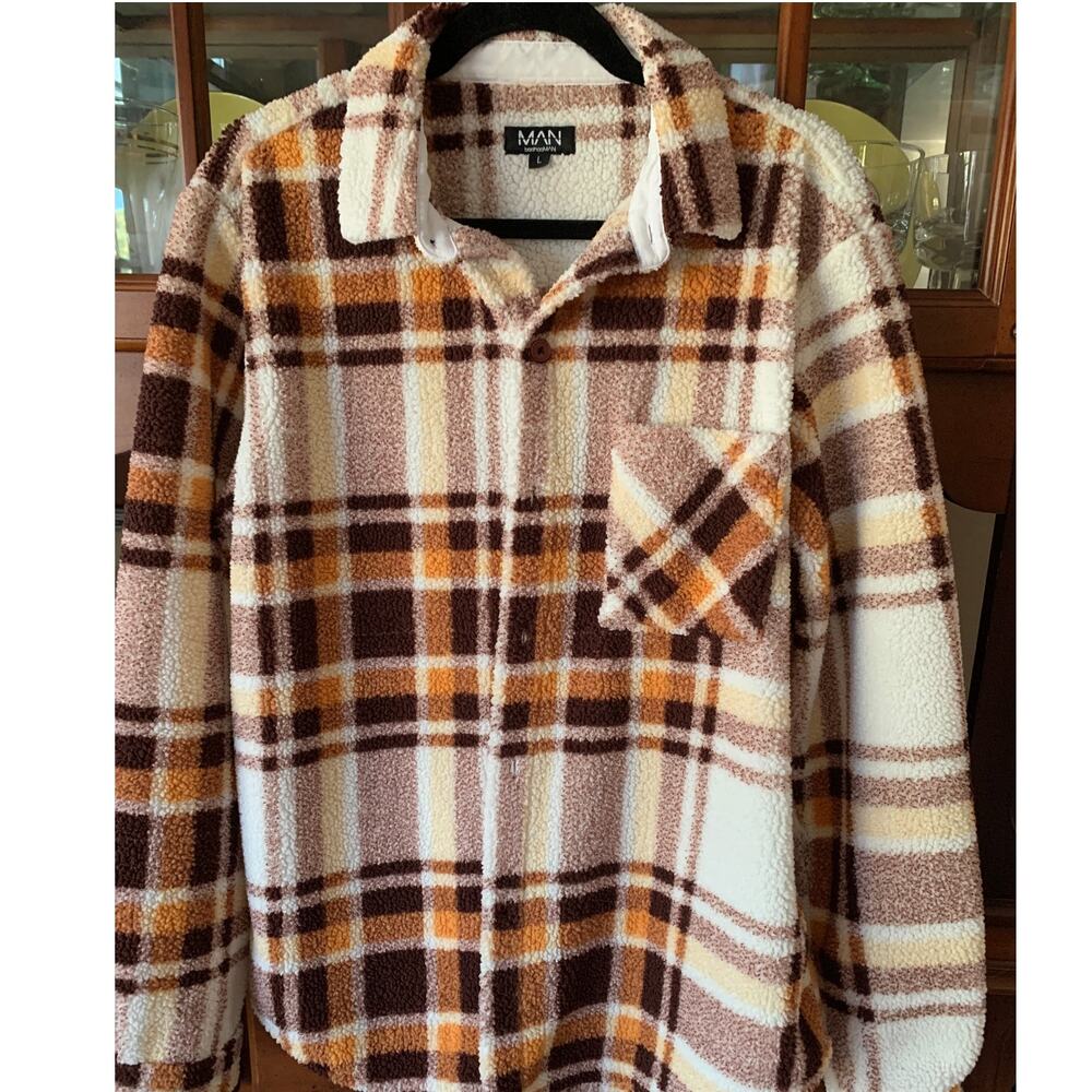 boohoo MAN fleece buttonup shacket plaid checked size Large